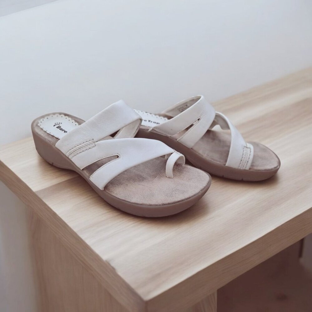 Bare Traps  "Orchid" White Sandals 7M